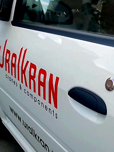 реклама на авто наклейки на авто